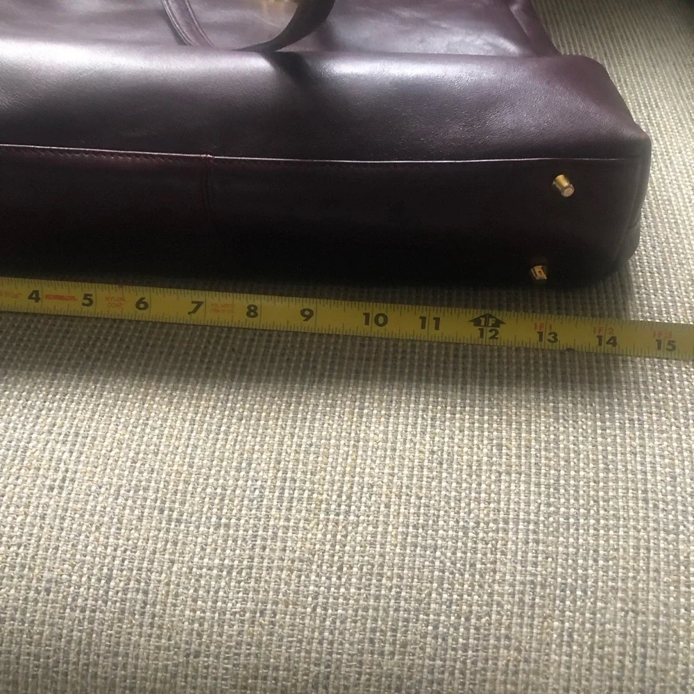 Vintage Etienne Aigner Large Brown Leather Shoulder Bag - Picture 8 of 11